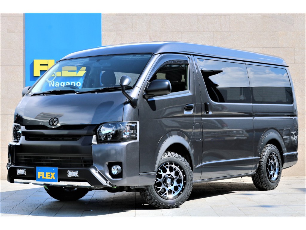 ハイエース　スーパーGLワイド幅ミドルルーフ用セミフルマット　白黒チェッカー トヨタ ハイエースバン 2.7 スーパーGL ワイド ロング ミドル