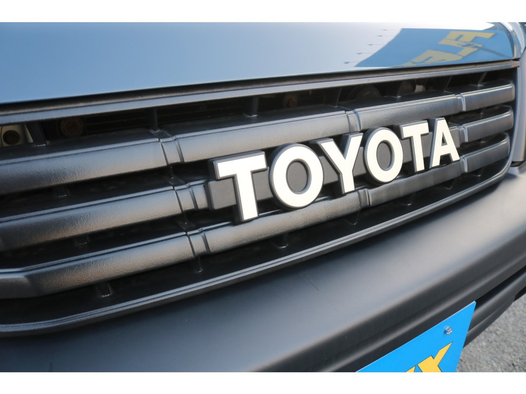 横文字TOYOTAグリル！