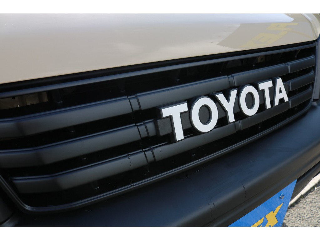 オリジナルＴＯＹＯＴＡロゴ加工グリル！