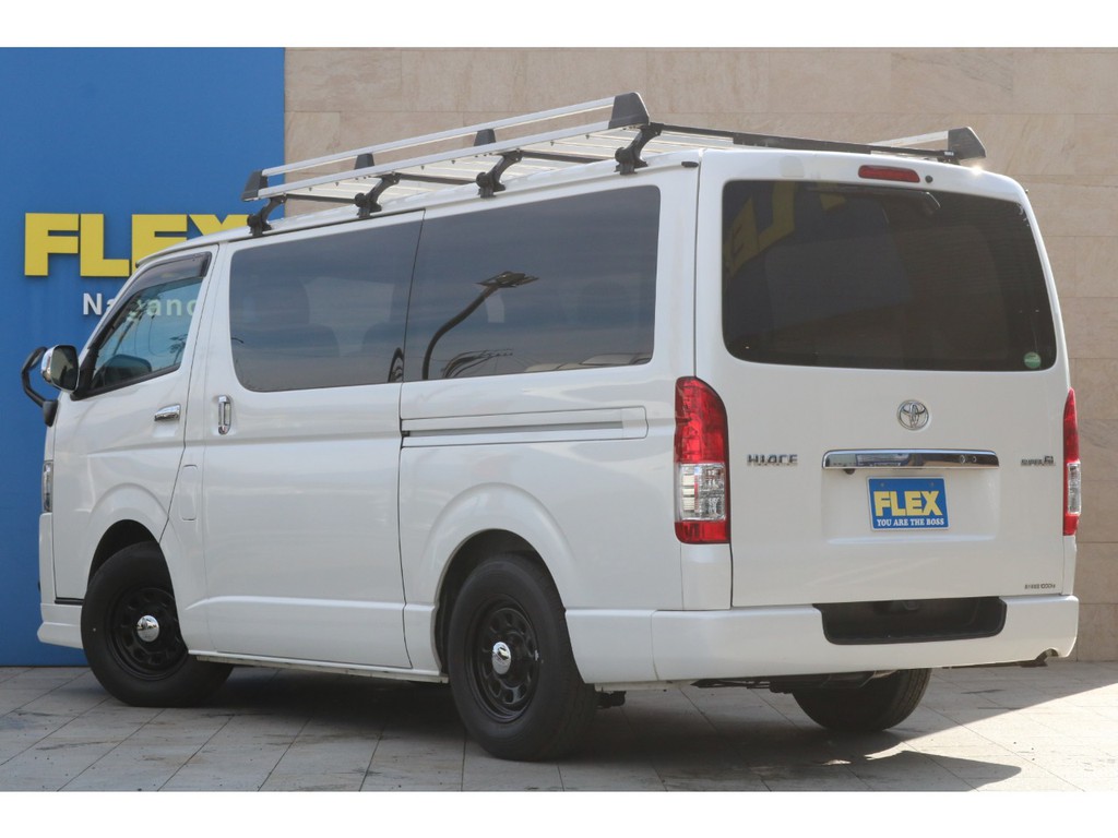 陸送会社との提携により遠方納車も可能ですので、遠方の方もお気軽にお問合せ下さい！