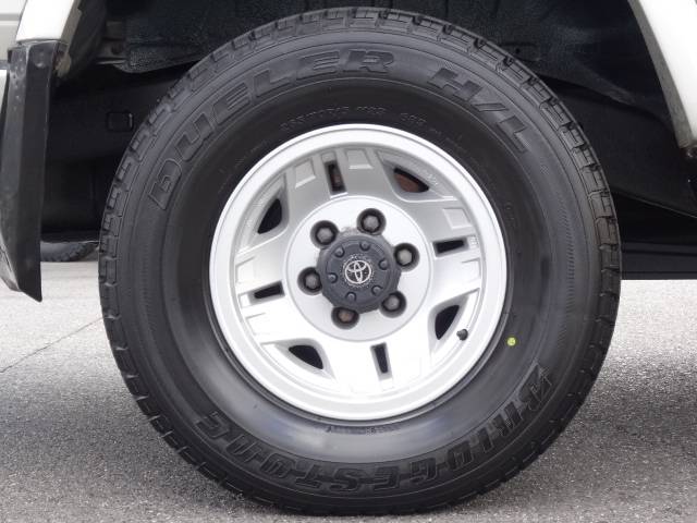 純正のホイールもこの通り、綺麗な状態です＾＾