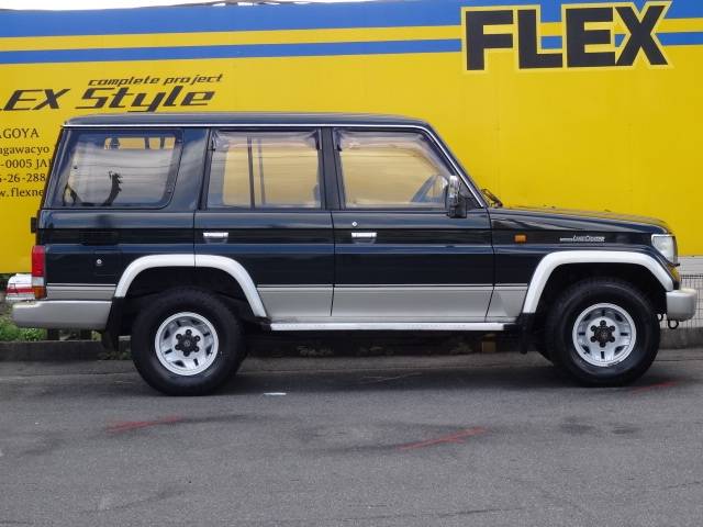 販売当時、一番人気のあったモスグリーンⅡ。渋いカラーです★☆