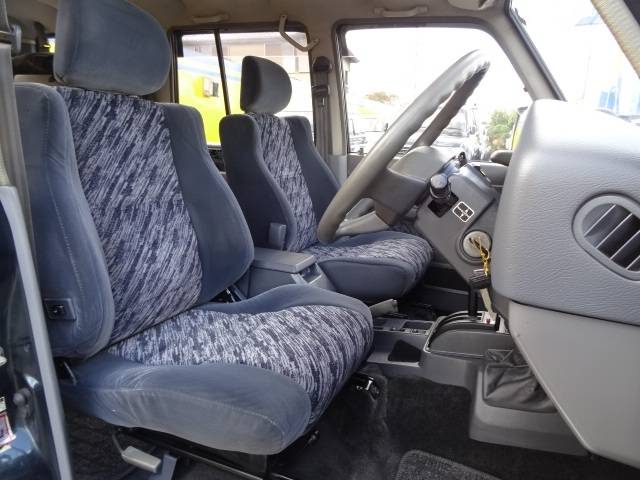 シートの擦れ等も無く、ＧＯＯＤコンディション＾＾ディーゼルターボで走りも爽快♪♪