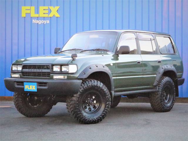とても四駆らしさのあるカスタムを多数、施しました！ランクル８０　アーミーグリーン！