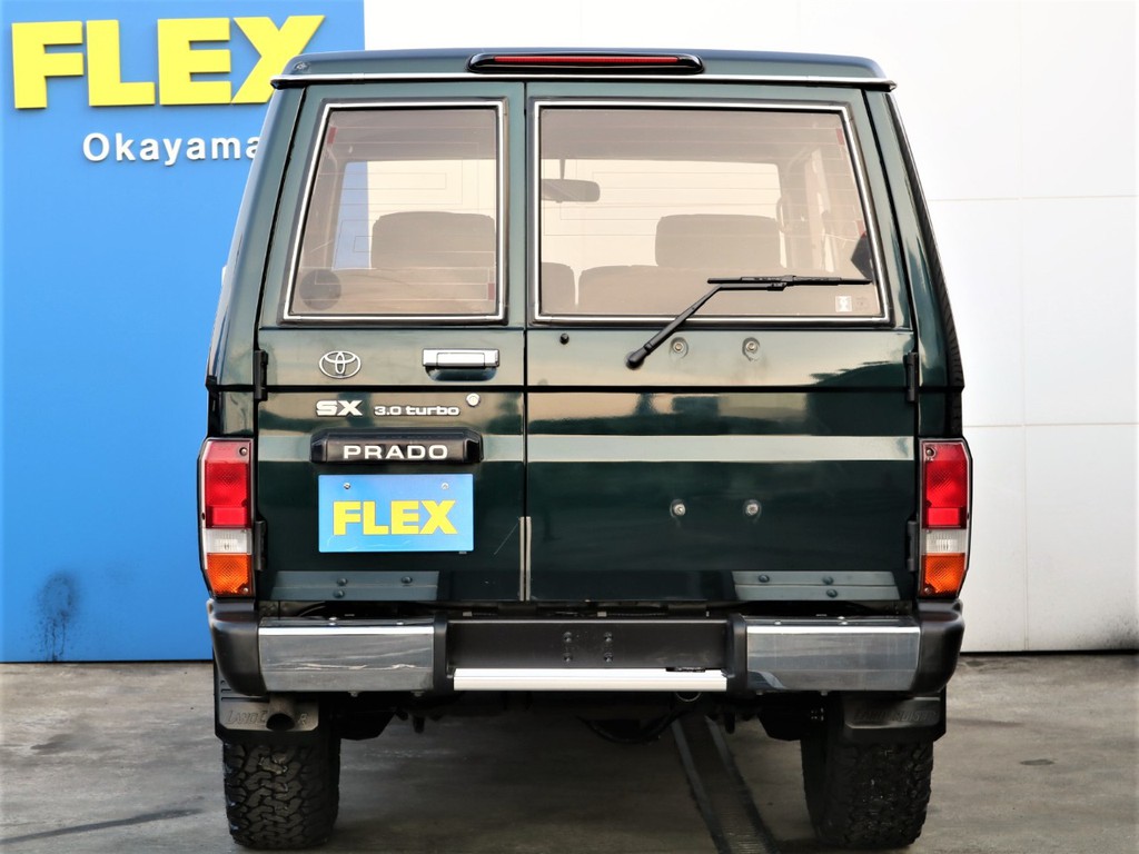 ２０年前の車輛にも保証をお付けさせて頂く事可能です！最大１００万円の保証をお付けする事も可能ですのですお気軽にお尋ねくださいませ。