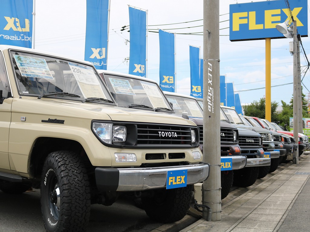 残価設定ローンやリースでの購入がとても多い車両になります！１５０プラドを賢く乗る為には残価設定ローンやリースでの購入の方がおススメです★
