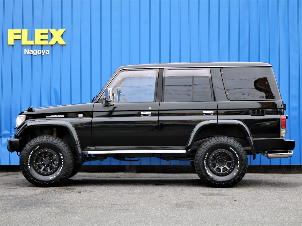 古き良き１５インチのアルミホイールと肉厚BFGoodrichオールテレーンが良い感じです！！
