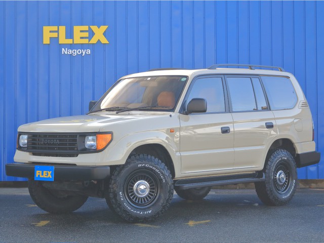 ＦＬＥＸがご案内する新しいスタイル　リノベーションカー　　Americanclassic　平成12年式　走行6.2万キロ　ベージュニューペイント　名古屋店オリジナル車両のご案内です！！