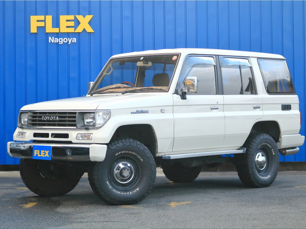 平成8年式　走行18.2万キロ　ソリッドホワイト　NOX/PM法適合済み　漢の５速MT　TOYOTAグリル　輸出用スチールホイール×BFグットリッチ　ベージュ内装　程度良好車両のご紹介です！