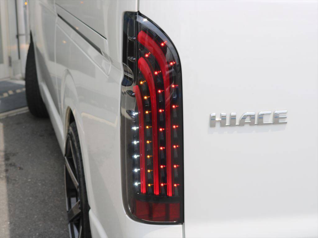 優良メーカー415コブラ製の新品ＬＥＤテール装着しました☆カッコよいだけでなく、明るく視認性も良いです♪