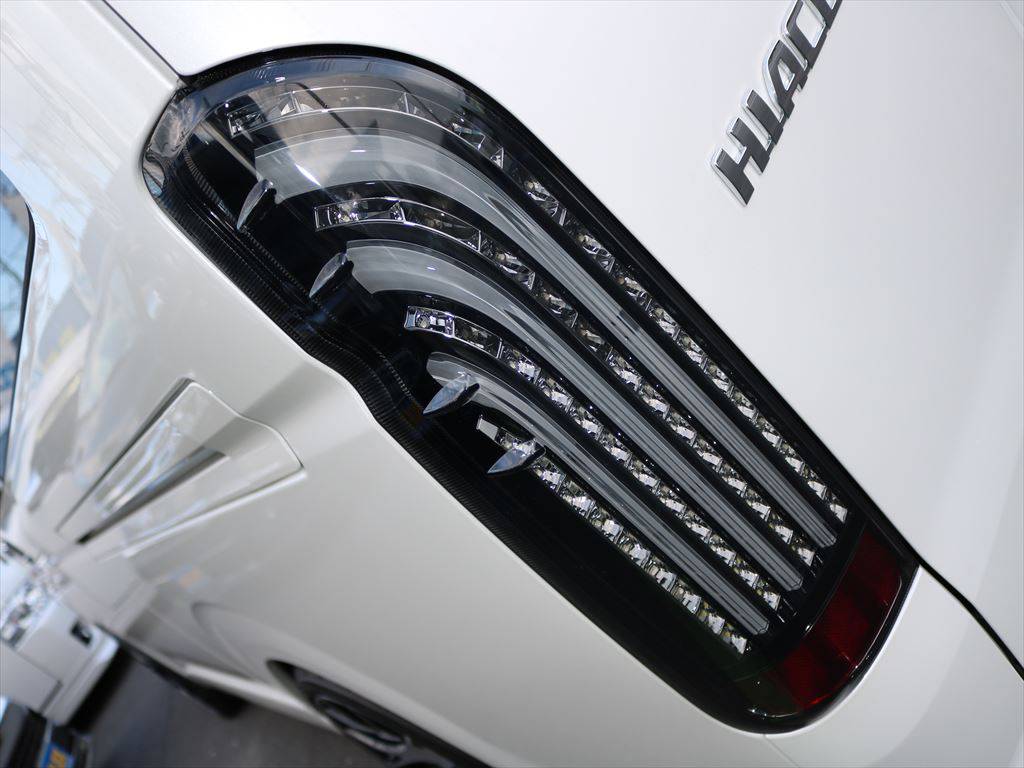 ４１５コブラ製ライトセイバーＬＥＤテール追加装着致しました♪