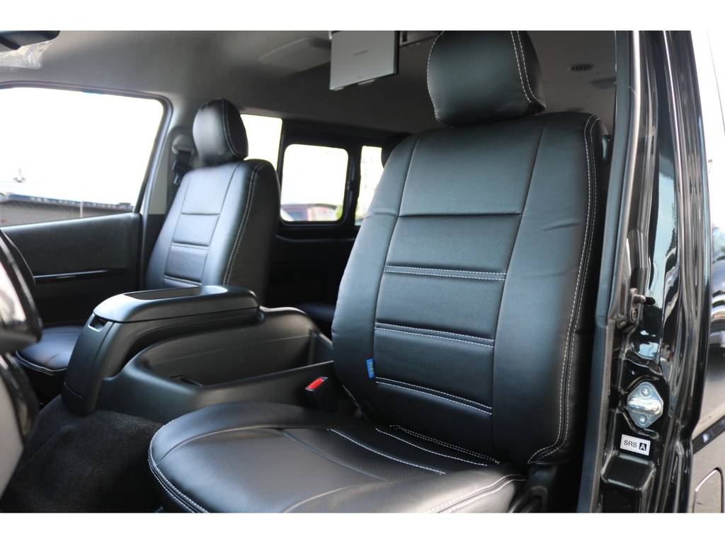 立体裁断のシートカバーはフィット感も良好です♪