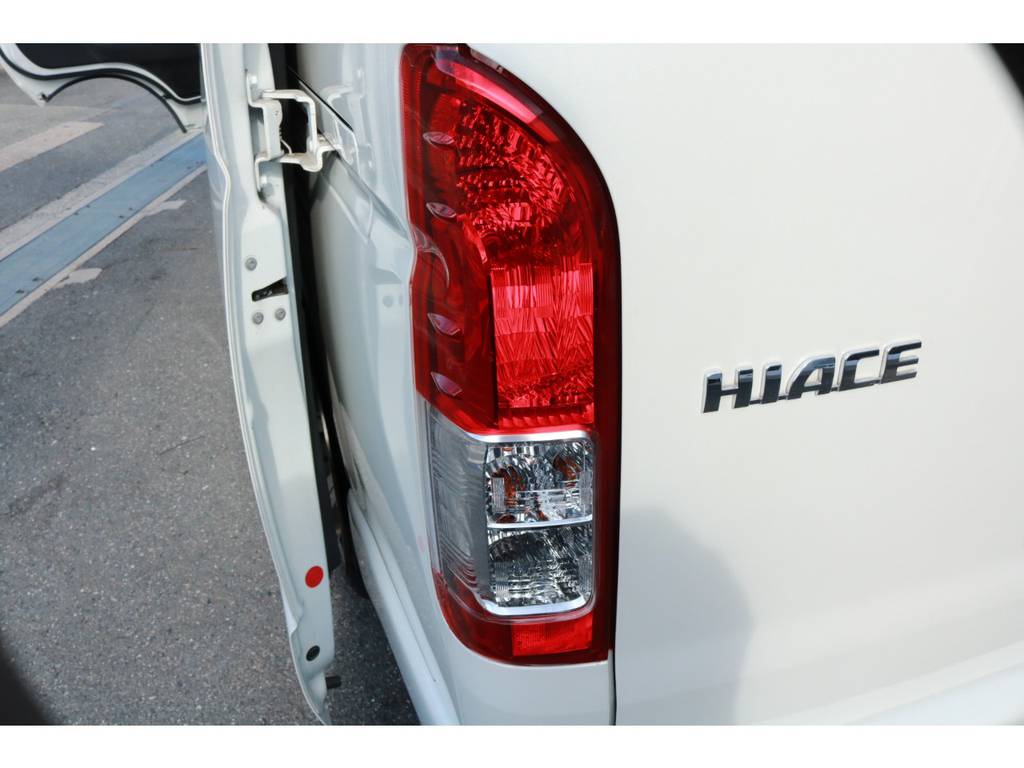 Ⅳ型純正赤／白コンビテール！