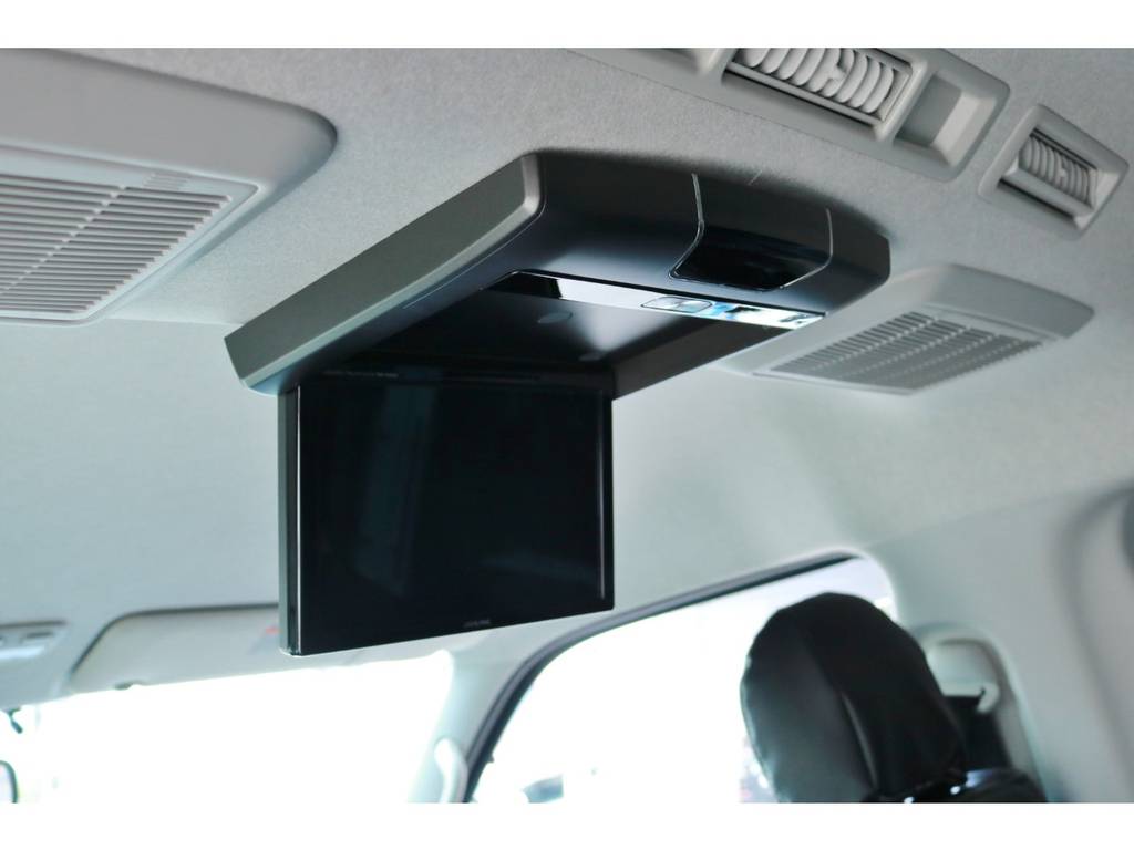 アルパイン製フリップダウンモニター！