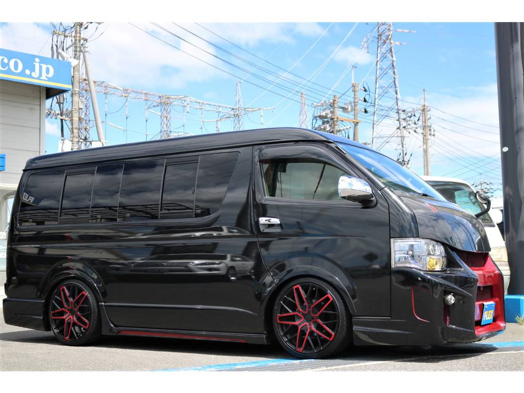 ここまでの濃い内容のコンプリート車両はナカナカ入庫しません！！このままでも良し♪追加カスタムも大歓迎♪まずは岡山店までお気軽にお問合せ下さい☆☆