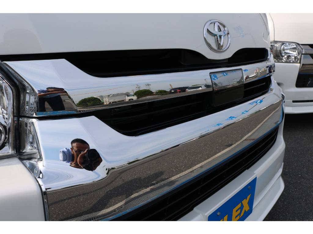 後期から導入されたトヨタセーフティセンス付き♪ミリ波レーダーと単眼カメラで安全な運転をアシストしてくれます☆