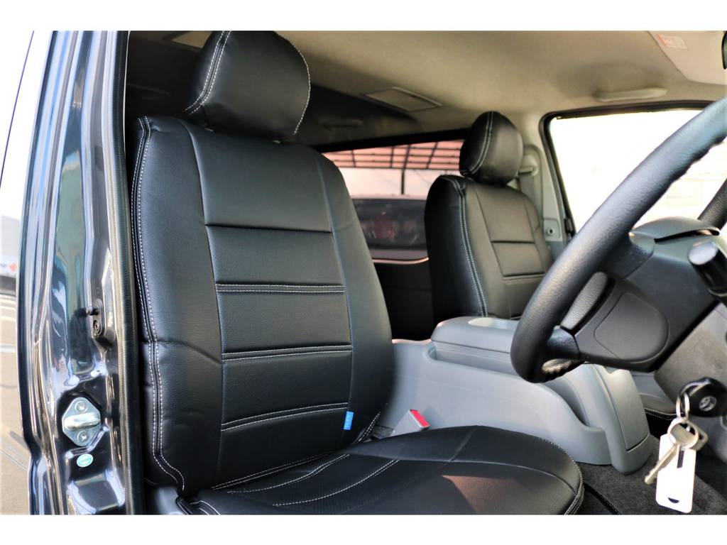 【運転席】新品ＦＬＥＸオリジナルシートカバー全席装着致しました♪