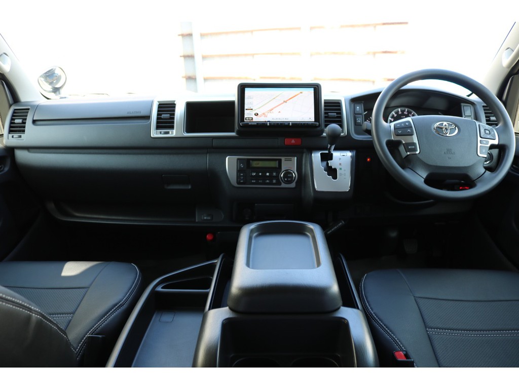 ナビ＆フリップダウンモニター＆バックカメラ＆ＥＴＣ♪