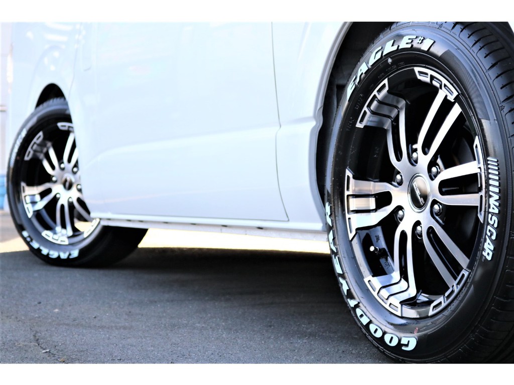 ＤＥＬＦ１７インチアルミホイール×ＧＯＯＤＹＥＡＲナスカータイヤ♪