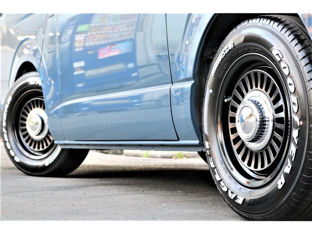 ＧＯＯＤＹＥＡＲ１６インチナスカータイヤ♪