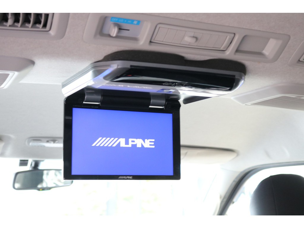 ＡＬＰＩＮＥ１０インチフリップダウンモニター♪