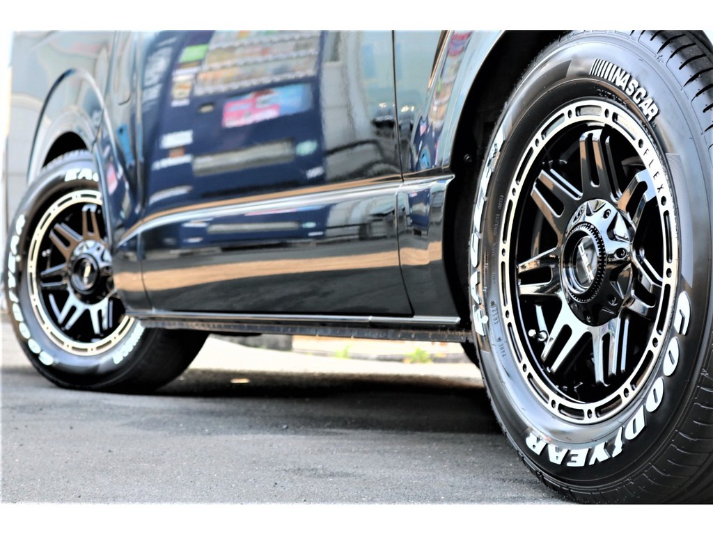 ＧＯＯＤＹＥＡＲ１６インチナスカータイヤ♪