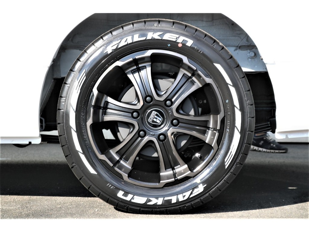 ＢＡＲＢＥＲＯ１７インチアルミホイール×ＦＡＬＫＥＮ１７インチホワイトレタータイヤ♪