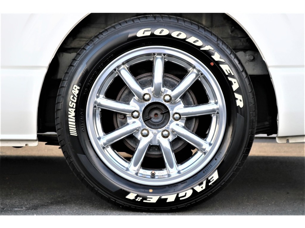 ＦＡＢＵＬＯＵＳ１７インチアルミホイール×ＧＯＯＤＹＥＡＲ１７インチナスカータイヤ♪