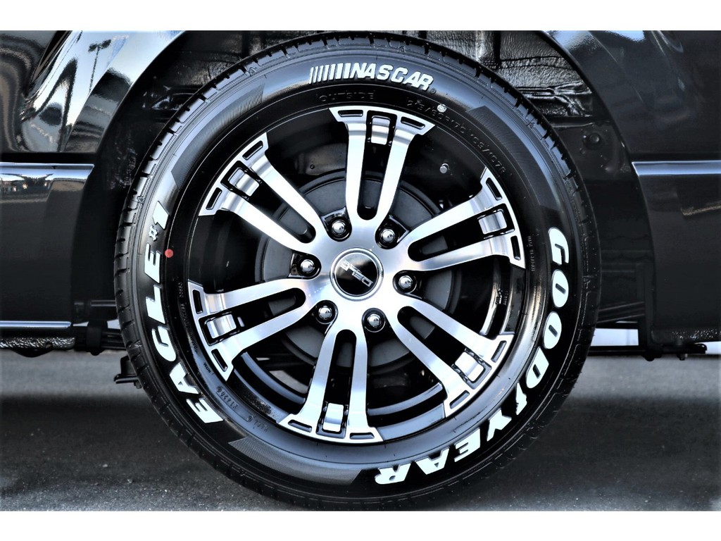 ＤＥＬＦ１７インチアルミホイール×ＧＯＯＤＹＥＡＲ１７インチナスカータイヤ♪