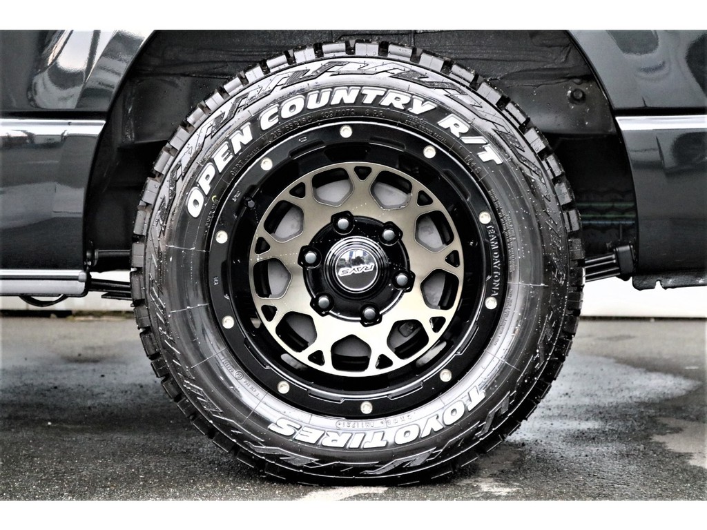 ＲＡＹＳ１６インチアルミホイール×ＴＯＹＯ１６インチオープンカントリータイヤ♪