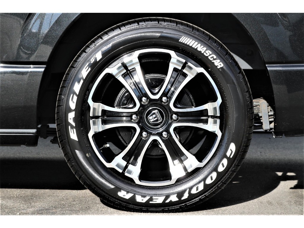 ＢＡＲＢＥＲＯ１７インチアルミホイール×ＧＯＯＤＹＥＡＲ１７インチナスカータイヤ♪