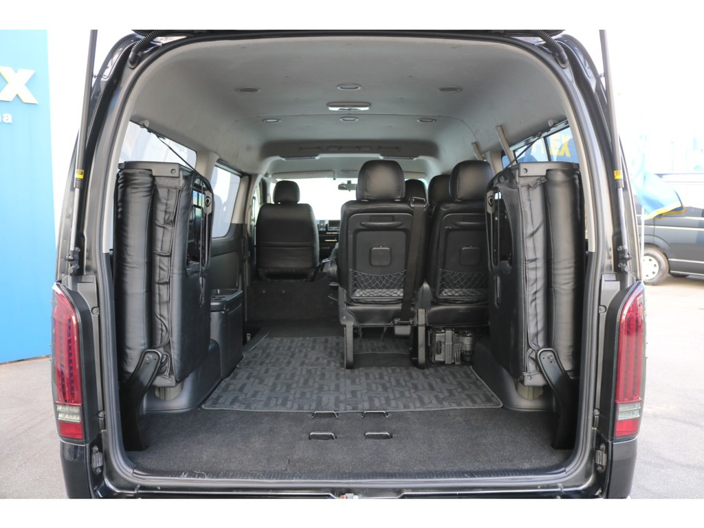 広大なラゲッジスペース♪