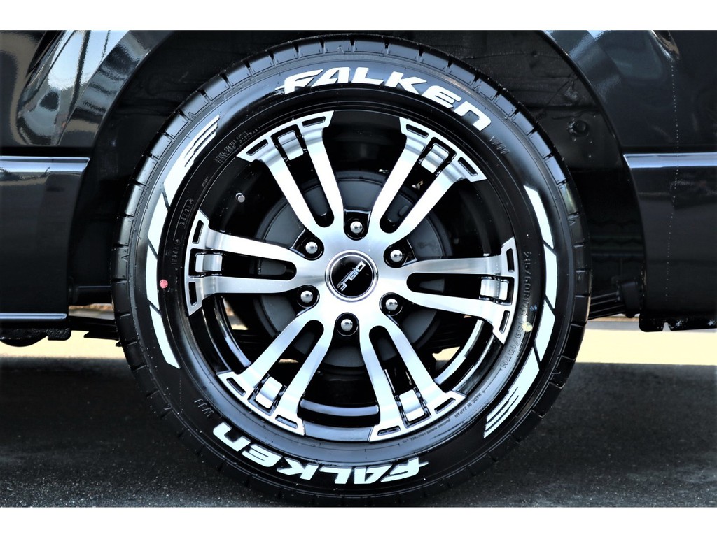 ＦＬＥＸ１７インチアルミホイール×ＦＡＬＫＥＮ１７インチホワイトレタータイヤ♪