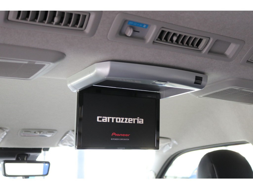 ＰＩＯＮＥＥＲ１０インチフリップダウンモニター♪