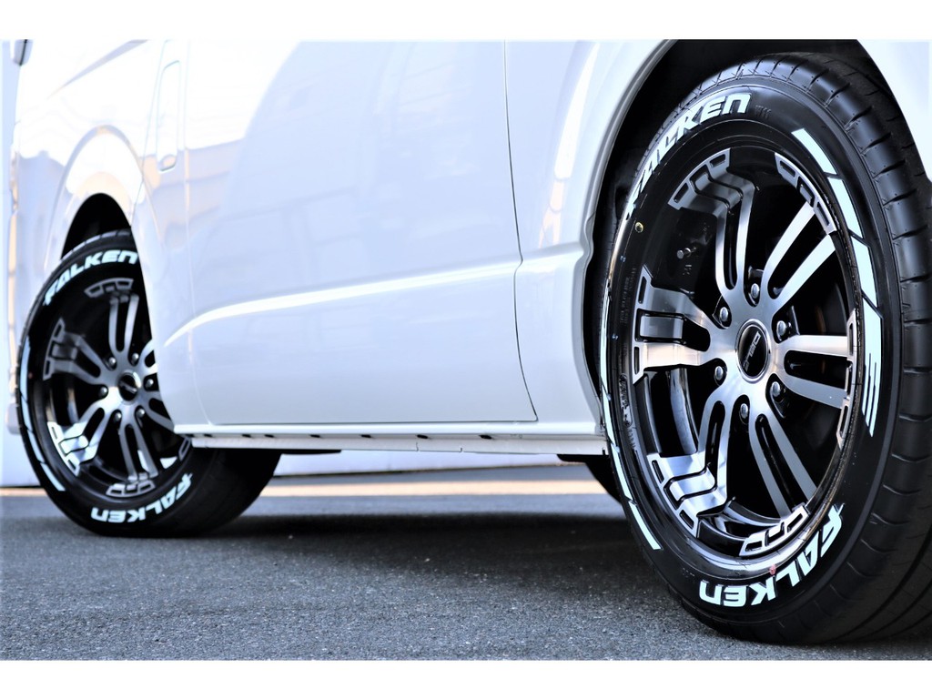 ＦＡＬＫＥＮ１７インチホワイトレタータイヤ♪