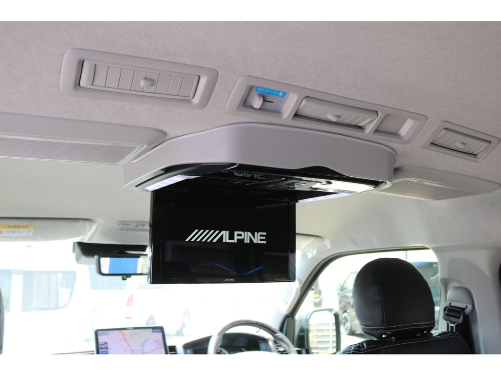 ＡＬＰＩＮＥ製１２．８インチフリップダウンモニター♪