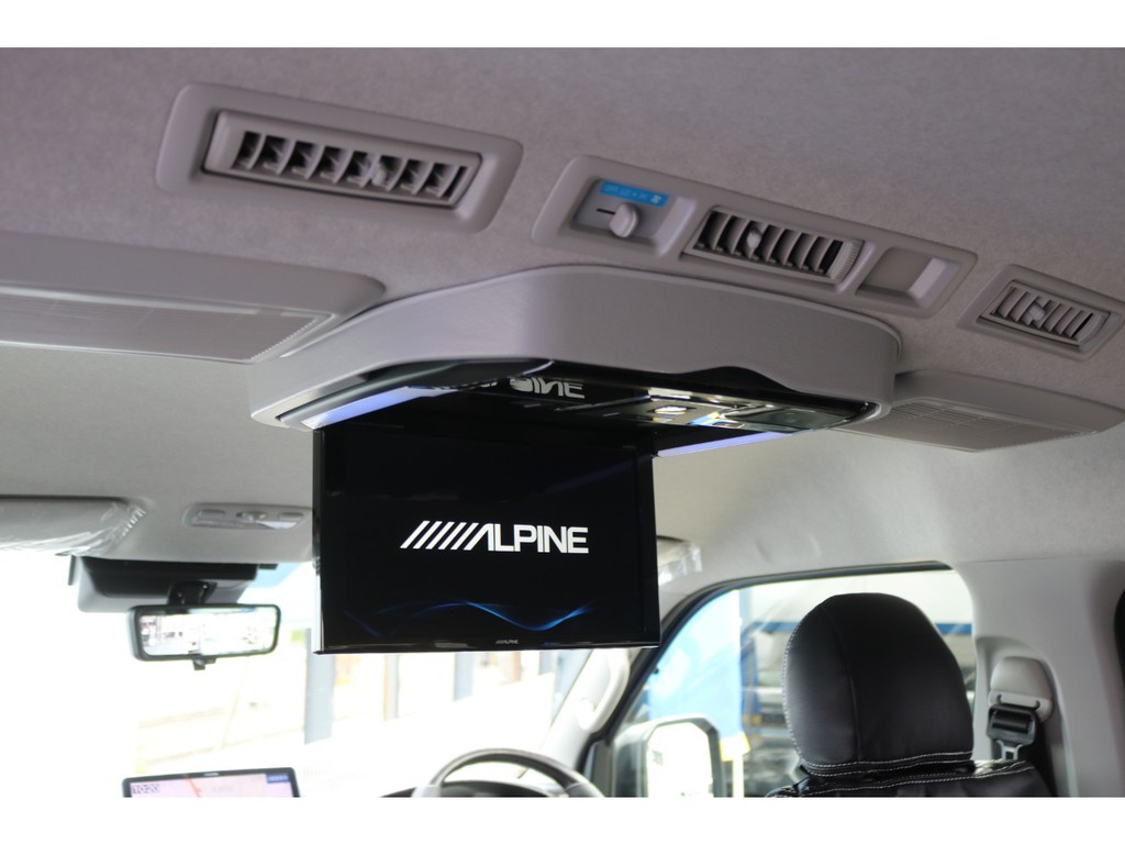 ＡＬＰＩＮＥ製１２．８インチフリップダウンモニター♪