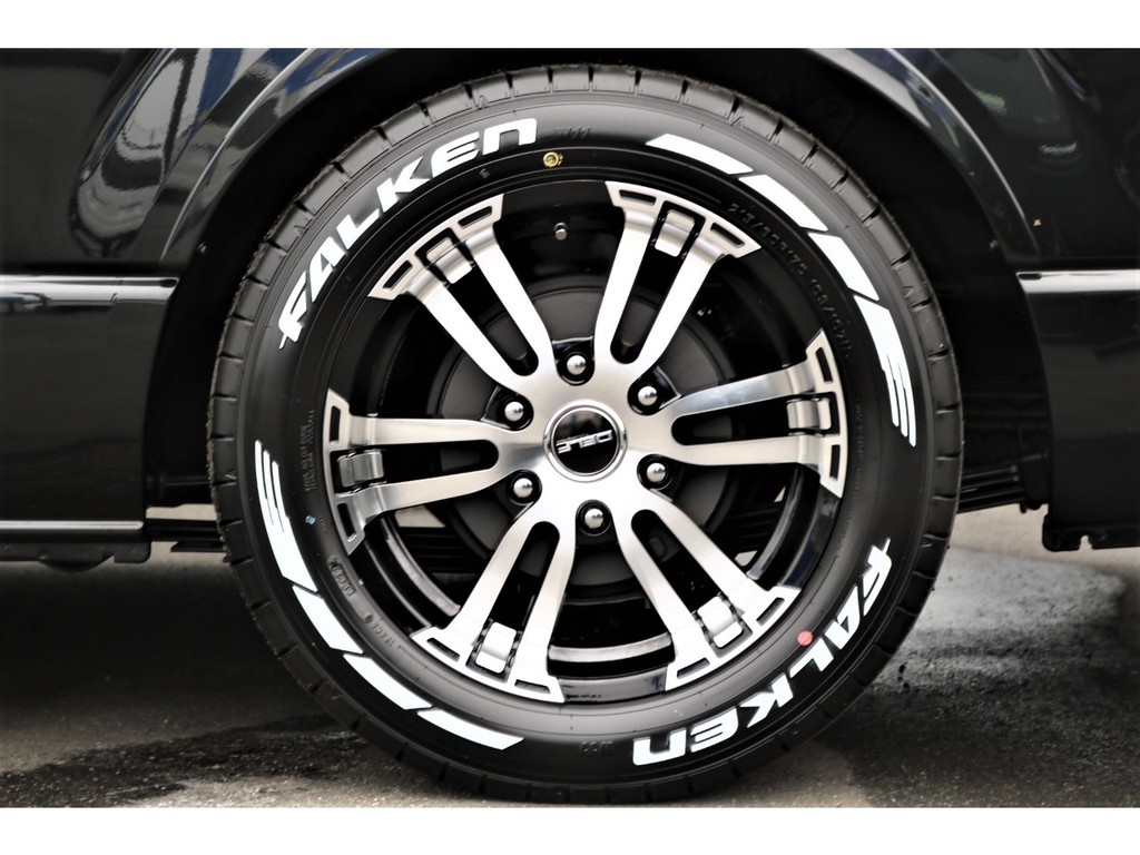 ＦＬＥＸ１７インチアルミホイール×ＦＡＬＫＥＮ１７インチホワイトレタータイヤ♪