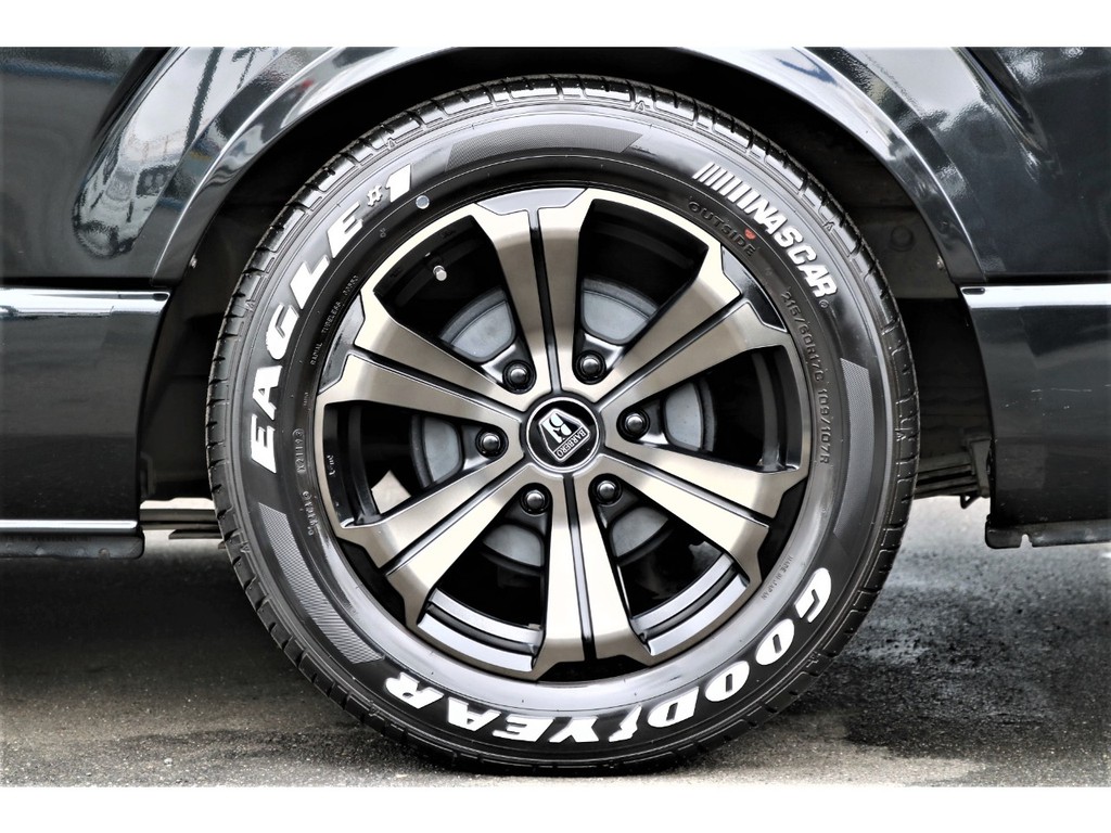 ＢＡＲＢＥＲＯ１７インチアルミホイール×ＧＯＯＤＹＥＡＲ１７インチナスカータイヤ♪