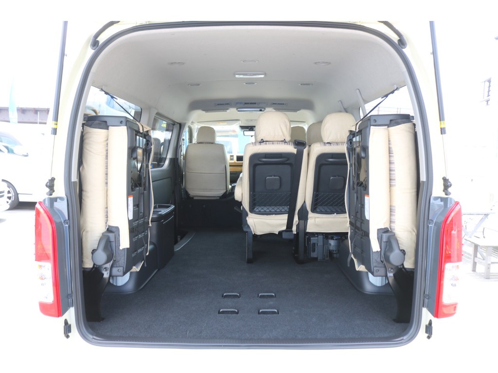 広大なラゲッジスペース♪