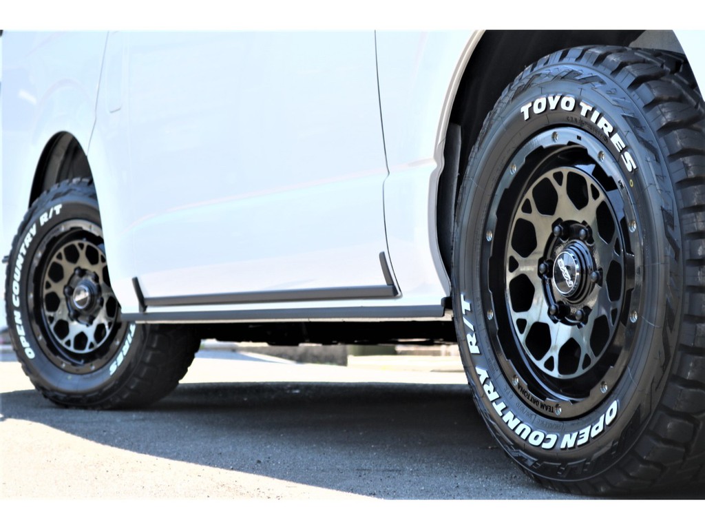 ＴＯＹＯ１６インチオープンカントリータイヤ♪