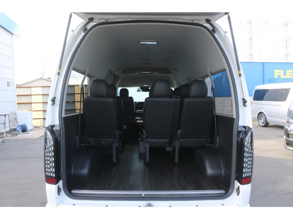 広大なラゲッジスペース♪