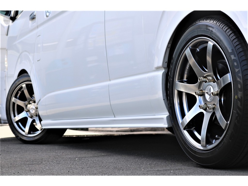 ＴＯＹＯ１８インチＨ２０タイヤ♪