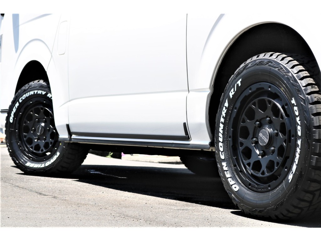 ＴＯＹＯ１６インチオープンカントリータイヤ♪