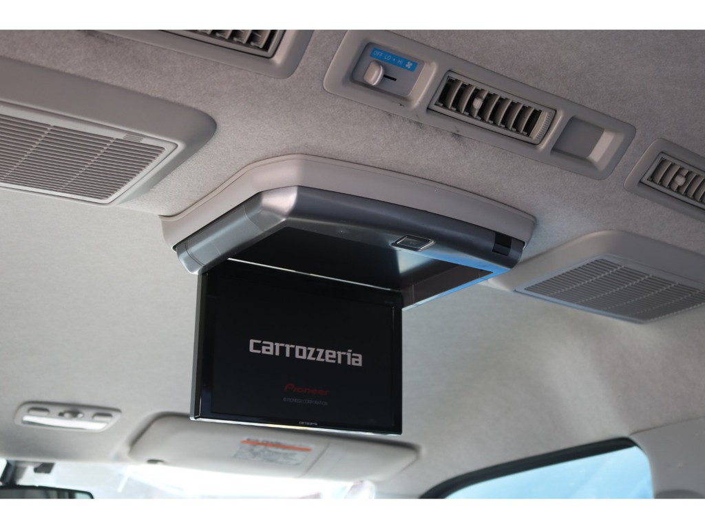 ＰＩＯＮＥＥＲ１０インチフリップダウンモニター♪