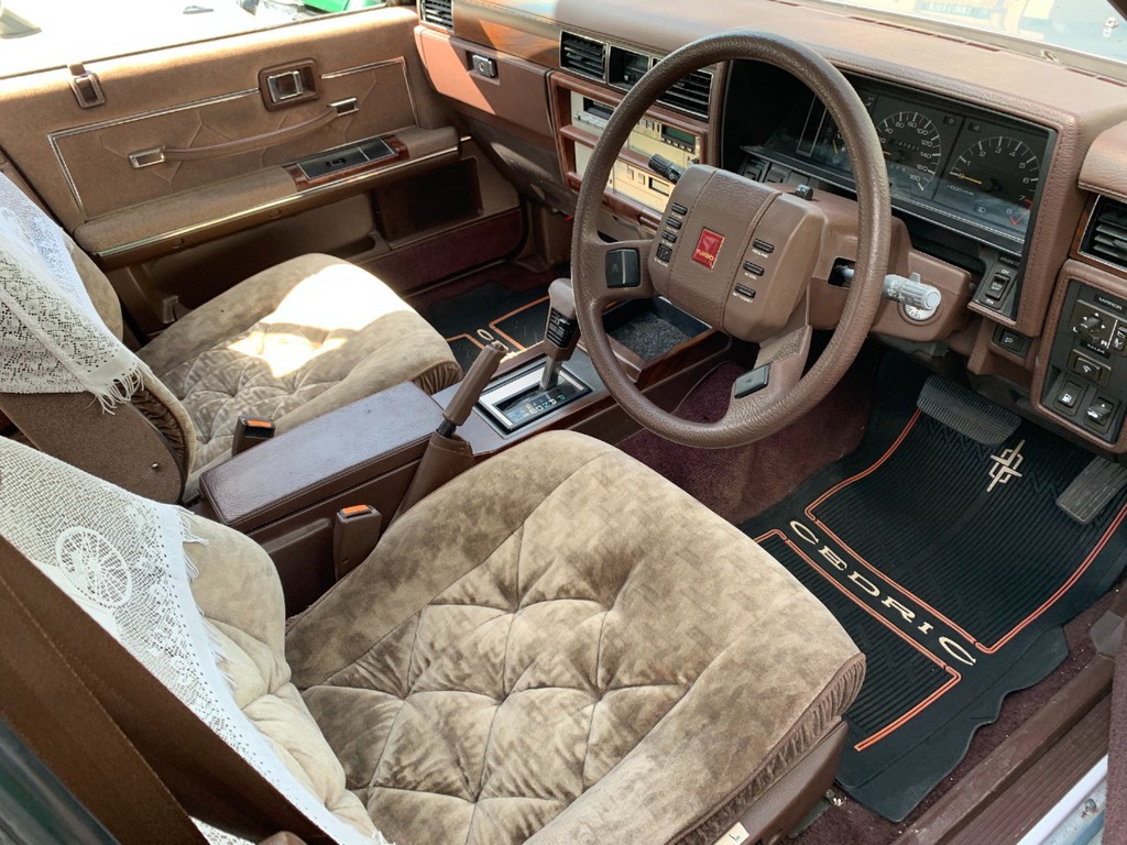 日産 セドリック Vターボブロアム 車探しなら中古車 新車の専門店flex フレックス へ