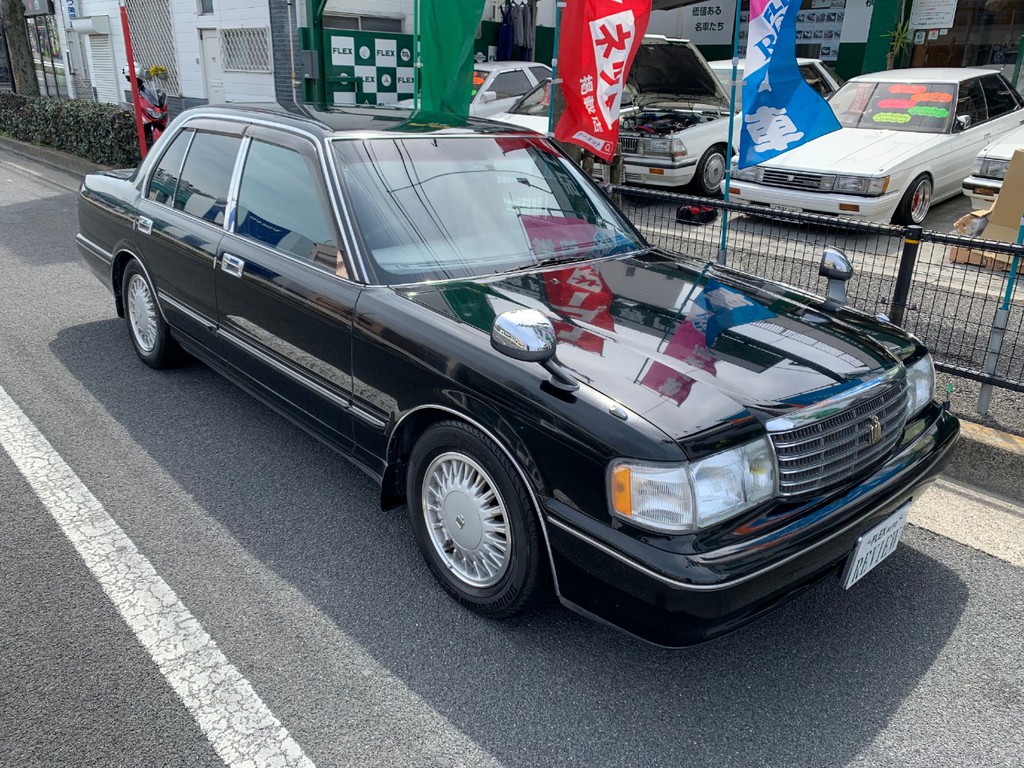 トヨタ クラウンセダン ロイヤルサルーン 車探しなら中古車 新車の専門店flex フレックス へ