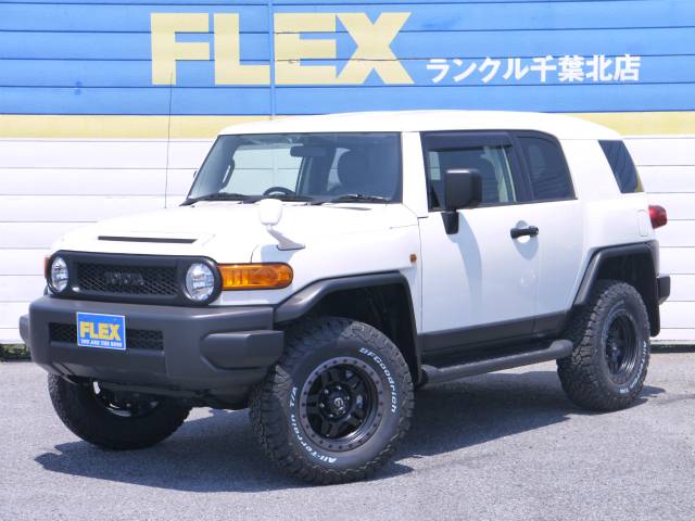 新車コンプリート完成致しました。レイル仕様で各部マッドブラック塗装済です。２インチリフトＵＰにＦＵＥＬ１７インチＡＷをインストール☆ＢＦグッドリッチをインストール☆ナビ☆ＥＴＣ☆Ｂカメラ付き。
