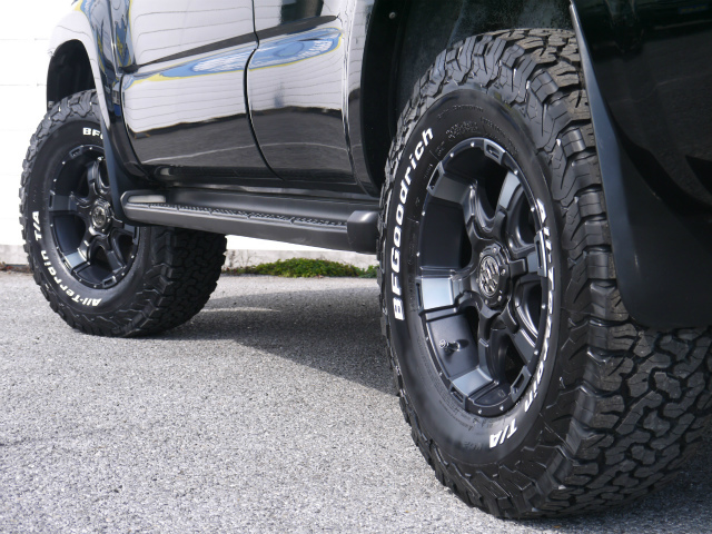 【新品】BFgoodrich285-70R17オールティレーンタイヤ