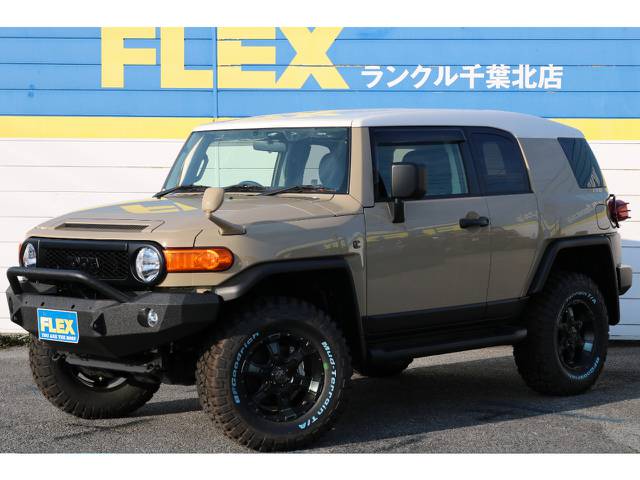 新車未登録カスタムコンプリートの完成です☆２インチリフトＵＰにＦＬＥＸオリジナル１７インチＡＷをインストール！クローリングバンパーとテールランプガードがカッコ良い１台です！